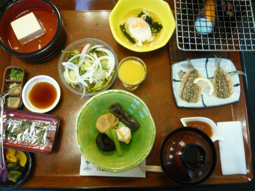 japon,vacances au japon,été au japon,cuisine japonaise,petit déjeuner japonais,ryokan,petit déjeuner complet,manger salé le matin